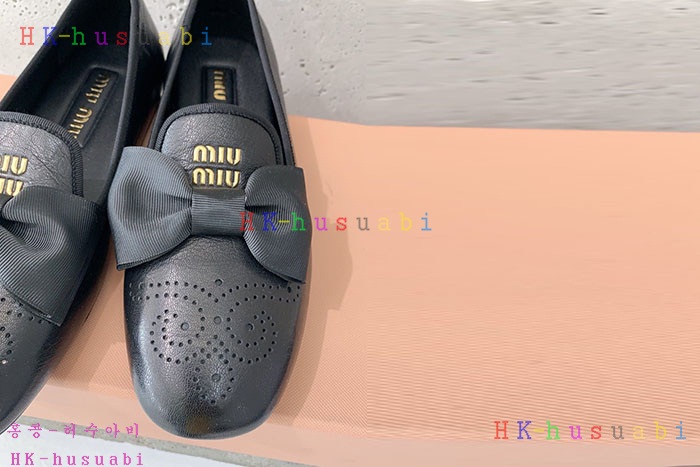 NEW 미우미우 신발 신상 MU 5833018