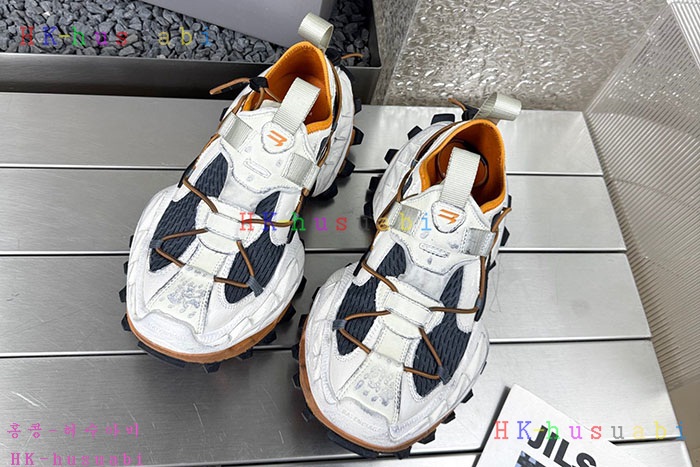 NEW 발렌시아가 스니커즈 신상 B 7550111