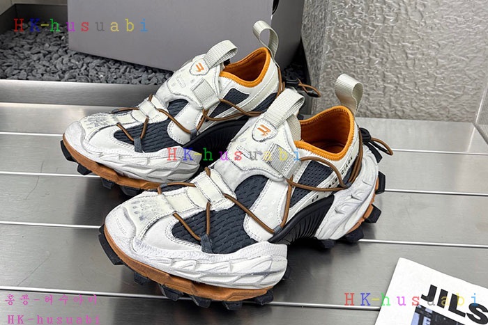 NEW 발렌시아가 스니커즈 신상 B 7550111