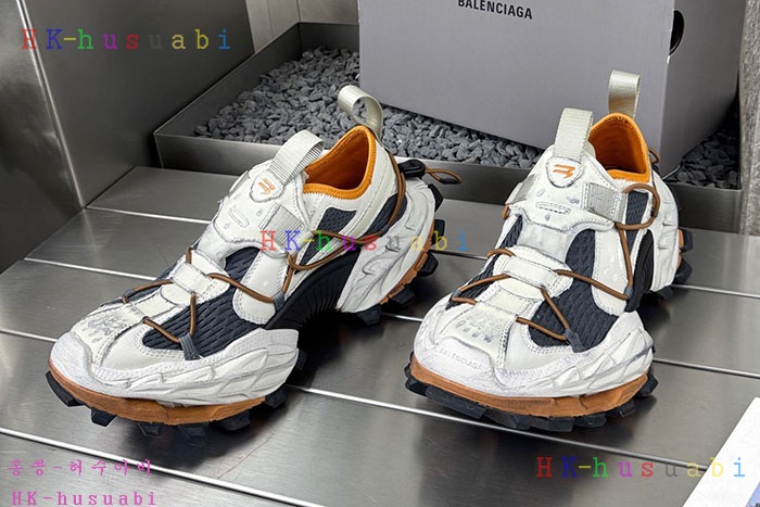 NEW 발렌시아가 스니커즈 신상 B 7550111