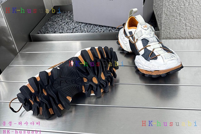 NEW 발렌시아가 스니커즈 신상 B 7550111