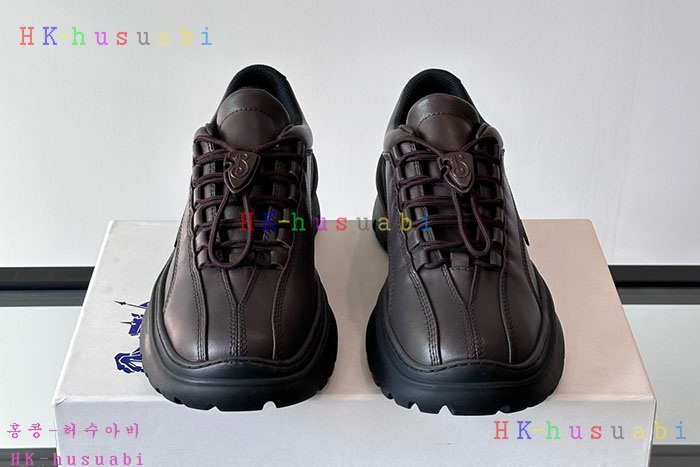 NEW 버버리 스니커즈 신상 BB 968000