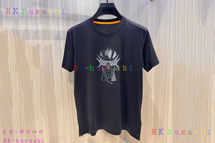 NEW 에르메스 반팔티 신상 H 8599505