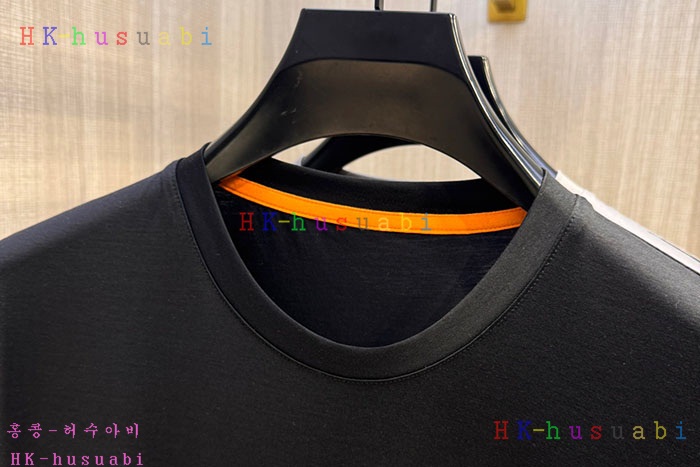 NEW 에르메스 반팔티 신상 H 8599505