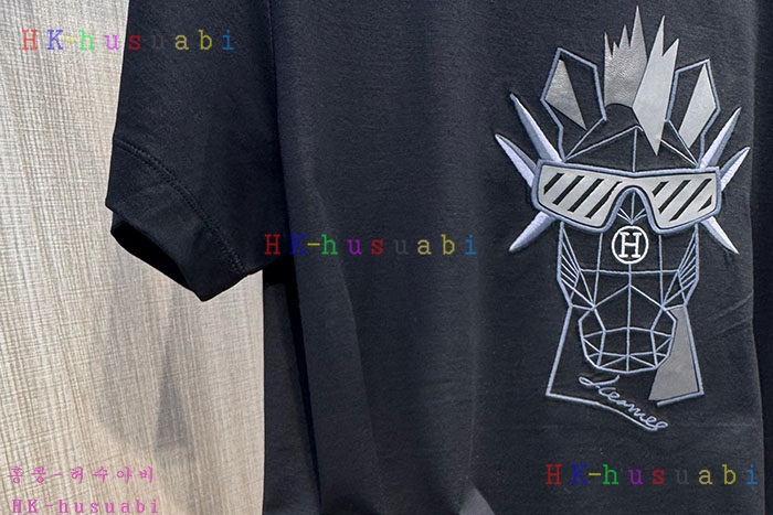 NEW 에르메스 반팔티 신상 H 8599505