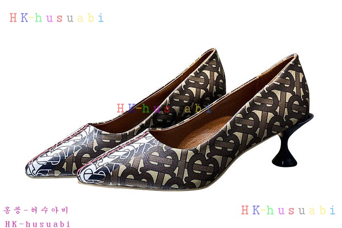 NEW 버버리 신발 신상 B  5589950