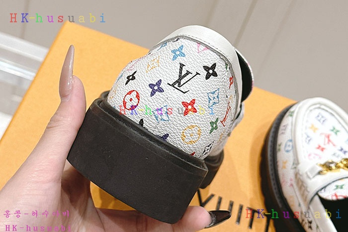 NEW 루이비통 로퍼 신상 LV 6858010