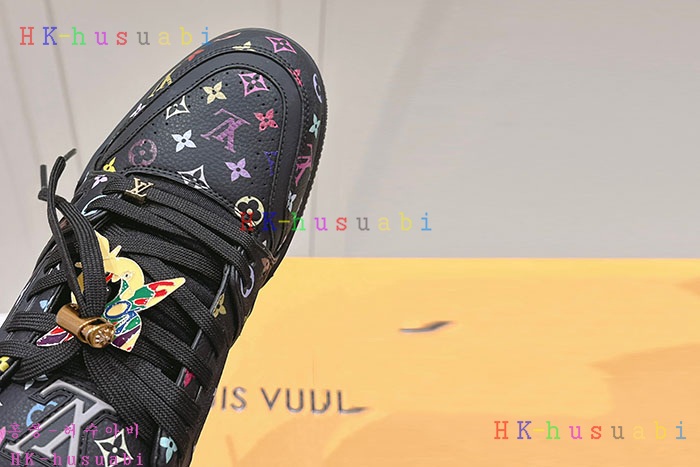 NEW 루이비통 신발 신상 LV 6858013