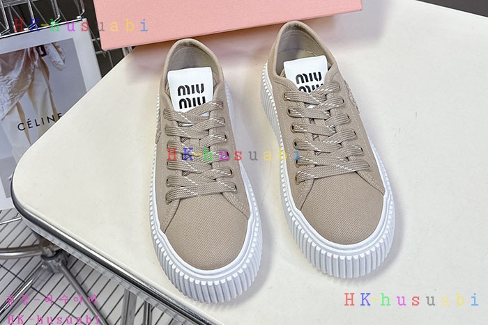NEW 미우미우 신발 신상 MU 8858040