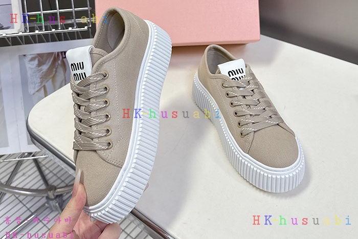 NEW 미우미우 신발 신상 MU 8858040