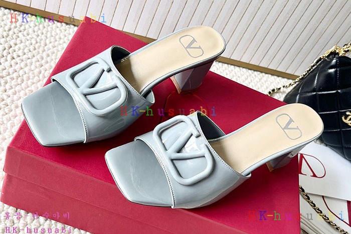 NEW 발렌티노 샌들 신상 V 6933502