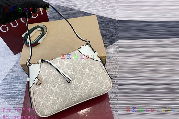 ★미러급★구찌 GG 엠블럼 스몰 숄더백 815218
