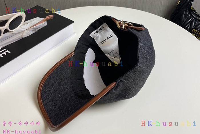 NEW 미우미우 모자 신상 MU 3360053