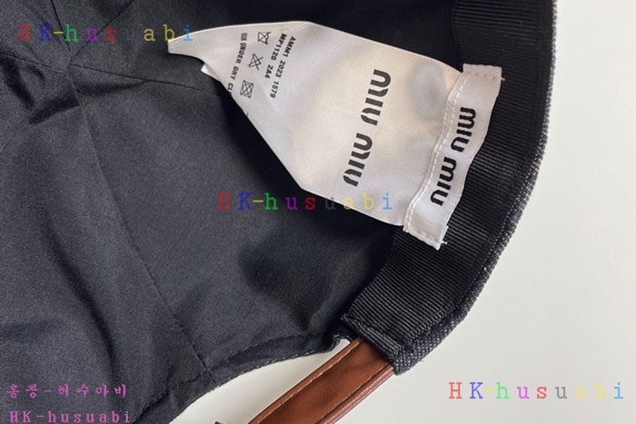 NEW 미우미우 모자 신상 MU 3360053