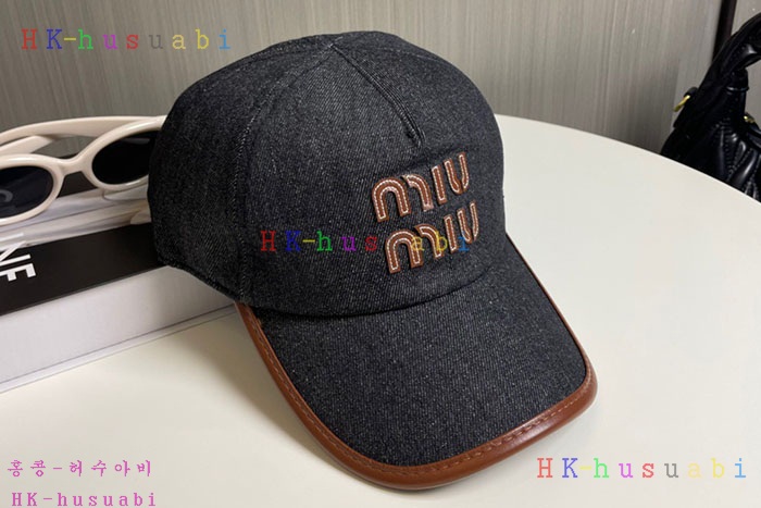 NEW 미우미우 모자 신상 MU 3360053