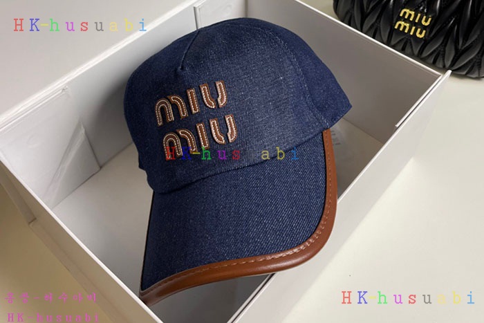 NEW 미우미우 모자 신상 MU 3360053