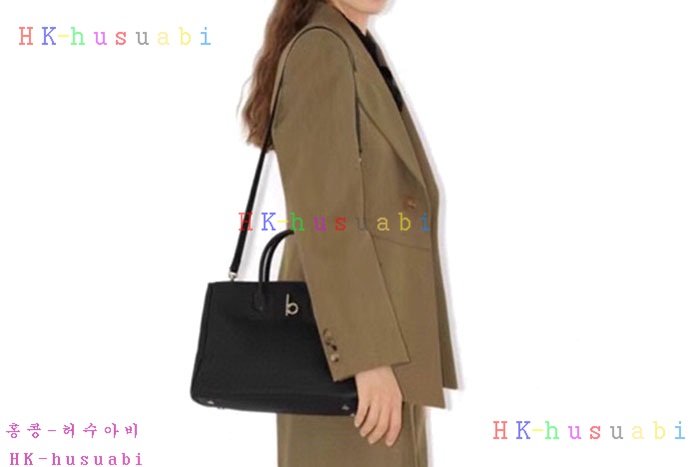 ★미러급★버버리 스몰 로킹 홀스 토트​ 80994011