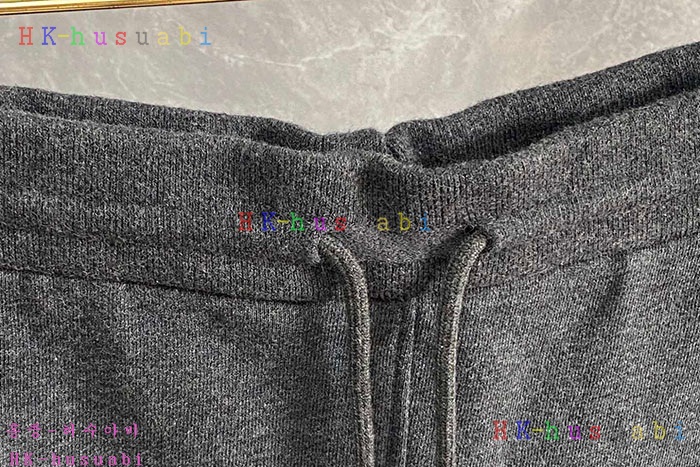NEW 톰브라운 반바지 신상 TB 5822214