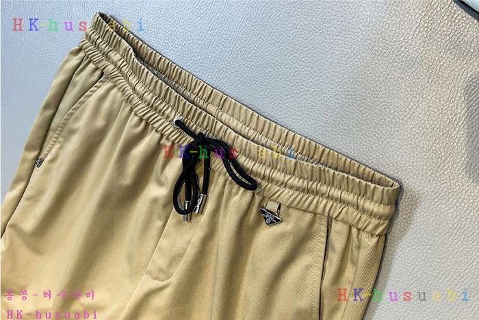 NEW 프라다 반바지 신상 P 2857028