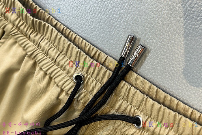 NEW 프라다 반바지 신상 P 2857028