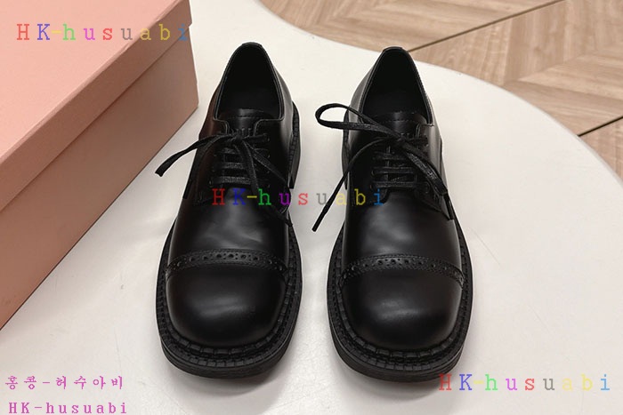 NEW 미우미우 신발 신상 M 1669010