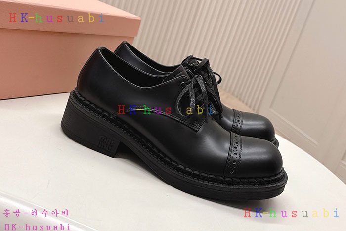 NEW 미우미우 신발 신상 M 1669010