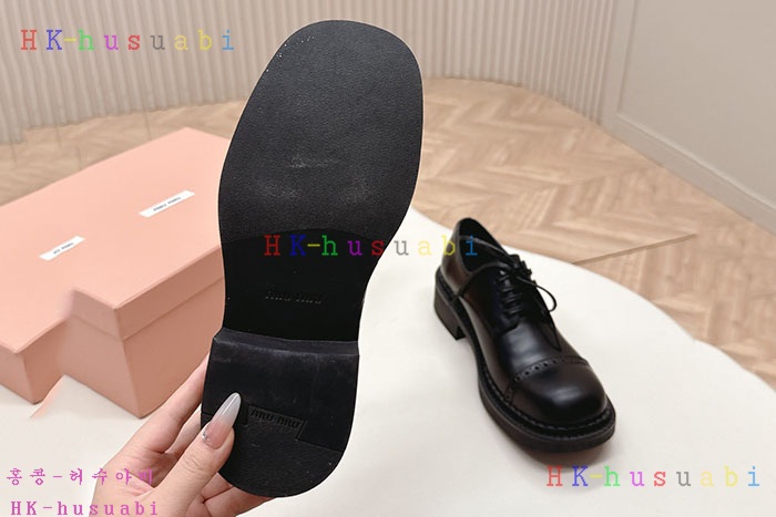 NEW 미우미우 신발 신상 M 1669010