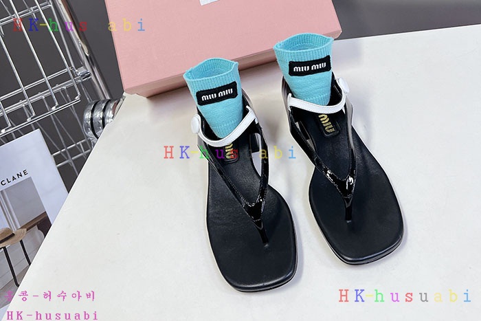 NEW 미우미우 신발 신상 M 1669013