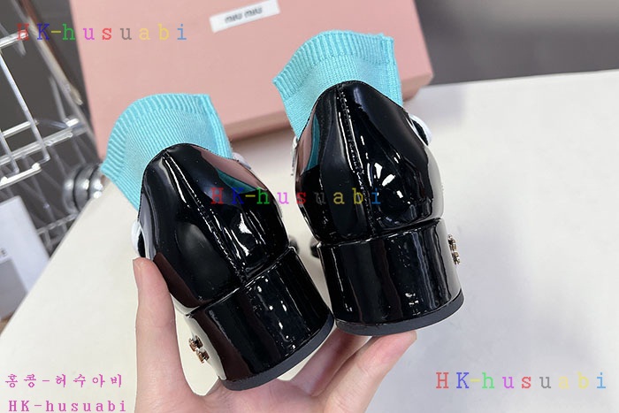 NEW 미우미우 신발 신상 M 1669013