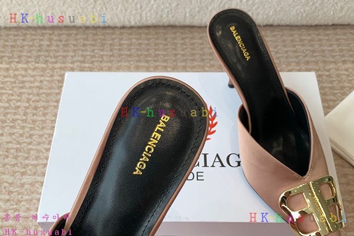NEW 발렌시아가 신발 신상 B 5594400