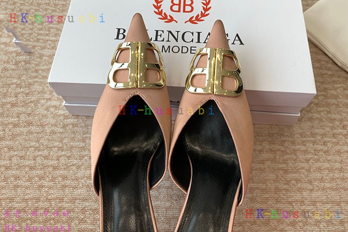 NEW 발렌시아가 신발 신상 B 5594400
