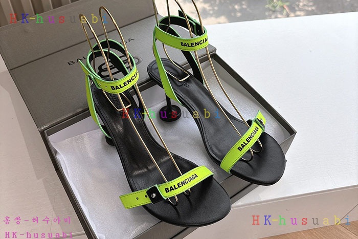 NEW 발렌시아가 신발 신상 B 5594405