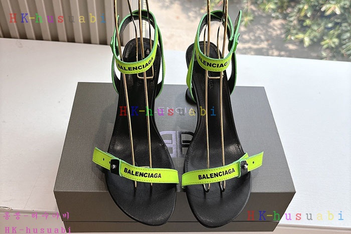 NEW 발렌시아가 신발 신상 B 5594405