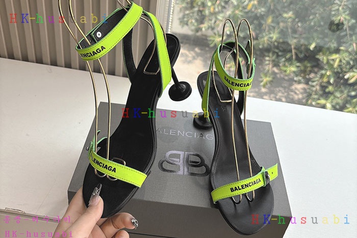 NEW 발렌시아가 신발 신상 B 5594405