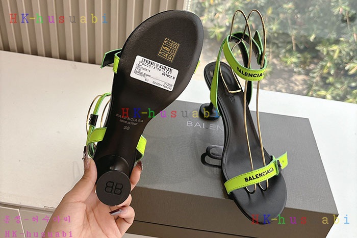 NEW 발렌시아가 신발 신상 B 5594405
