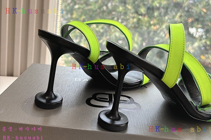 NEW 발렌시아가 신발 신상 B 5594405