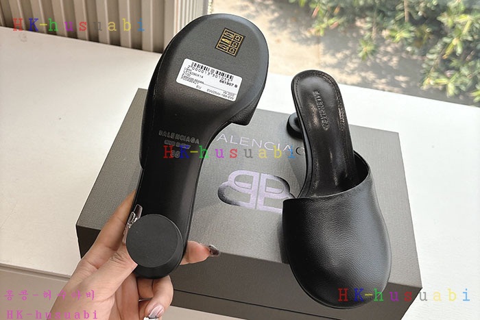 NEW 발렌시아가 신발 신상 B 5594417
