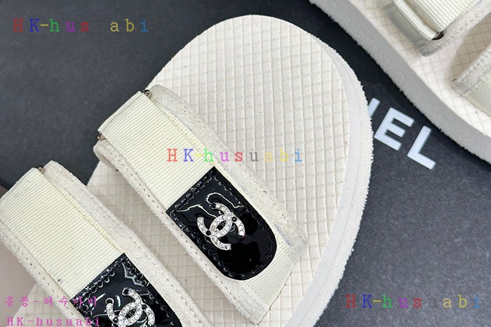 NEW 샤넬 샌들  신상 C 995807
