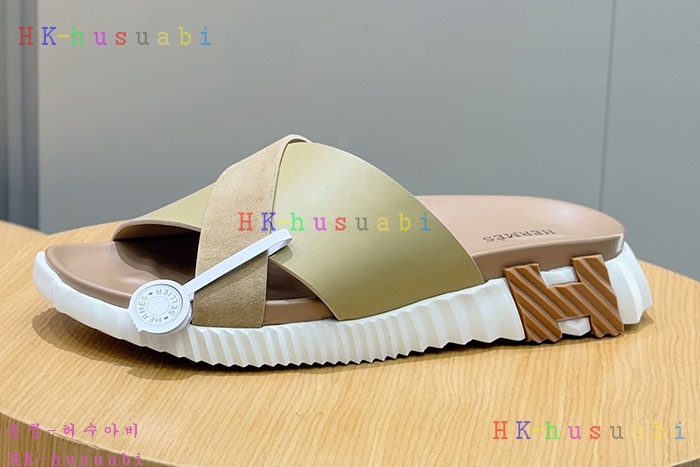 NEW 에르메스 샌들 신상 H 4585802