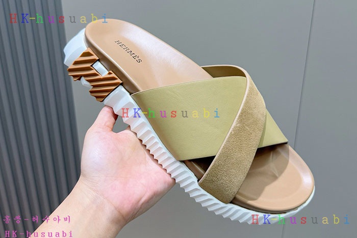 NEW 에르메스 샌들 신상 H 4585802