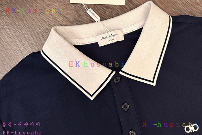 NEW 페라가모 카라 반팔티 신상 F 226223
