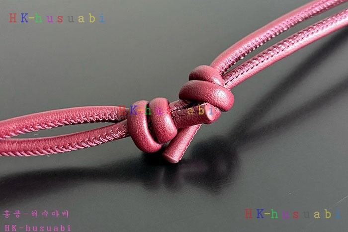 ★미러급★보테가베네타 인트레치아토 콘서트 파우치 794258-8