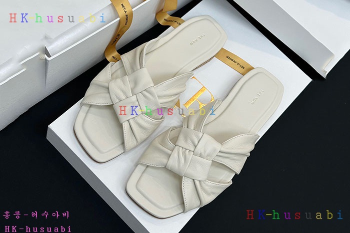 NEW 더 로우 샌들 신상 L 558224