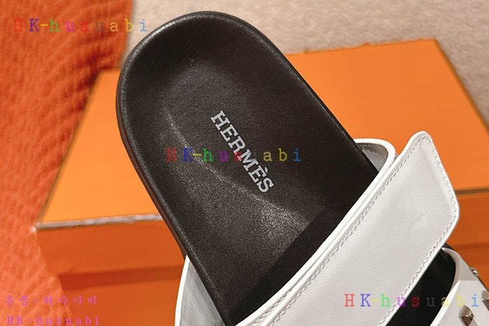 NEW 에르메스 샌들 신상 H 8028048