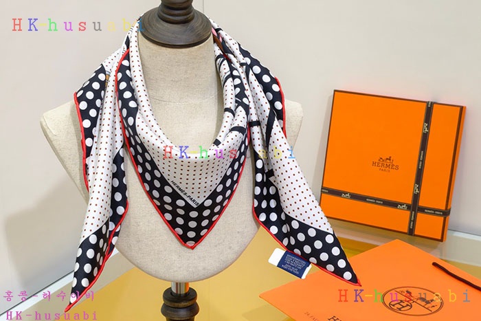 NEW 에르메스 스카프 신상 H 99584080