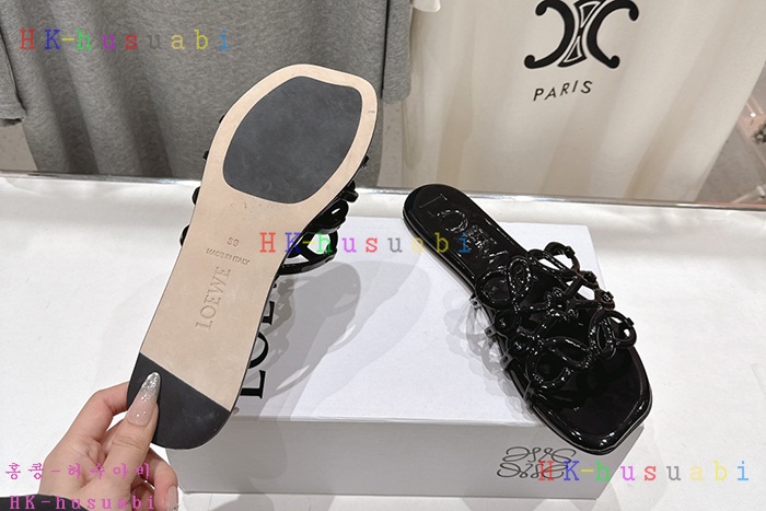 NEW 로에베 샌들 신상 L 1582241