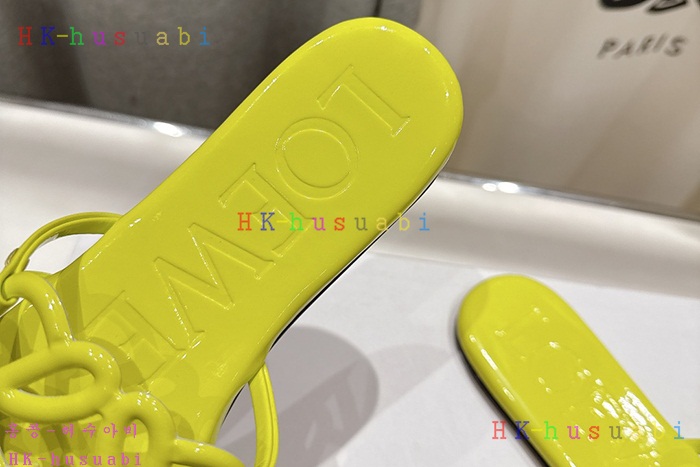 NEW 로에베 샌들 신상 L 1582244