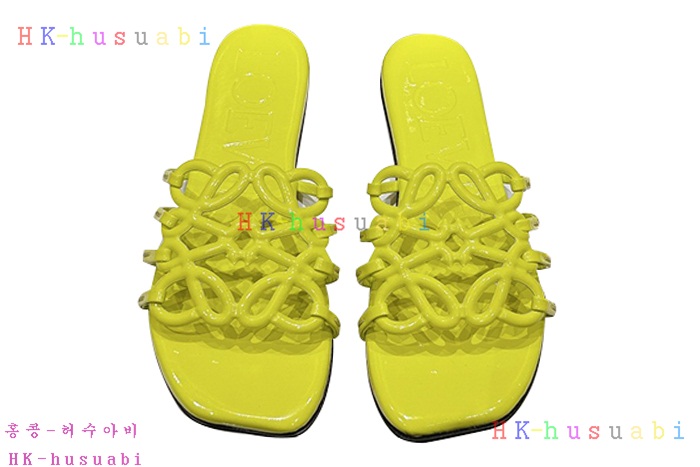 NEW 로에베 샌들 신상 L 1582244