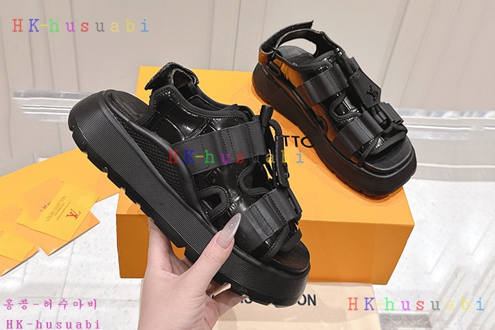 NEW 루이비통 샌들 신상 LV 55034801