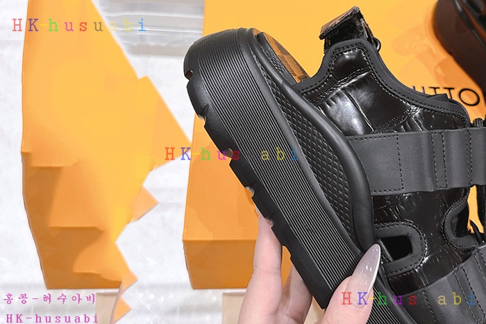NEW 루이비통 샌들 신상 LV 55034801